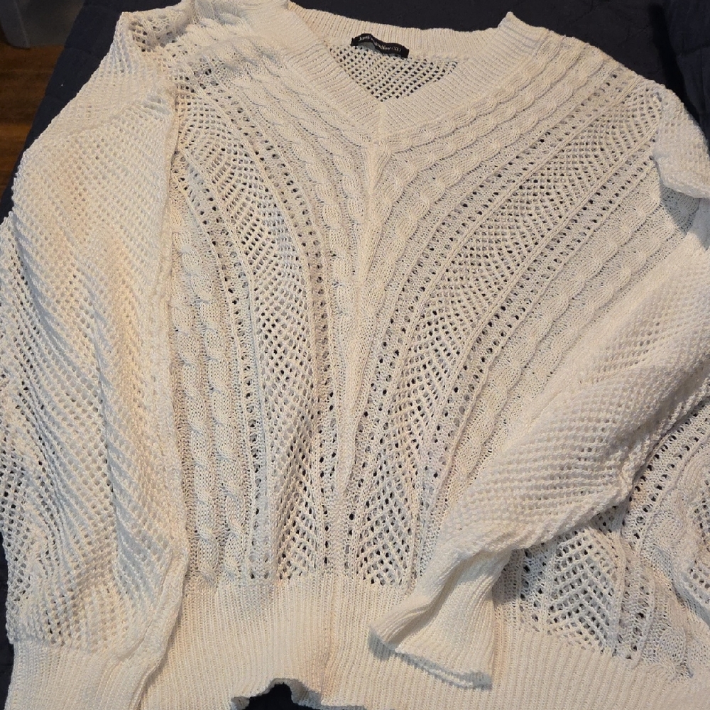 Elegant Cream V-Neck Sweater